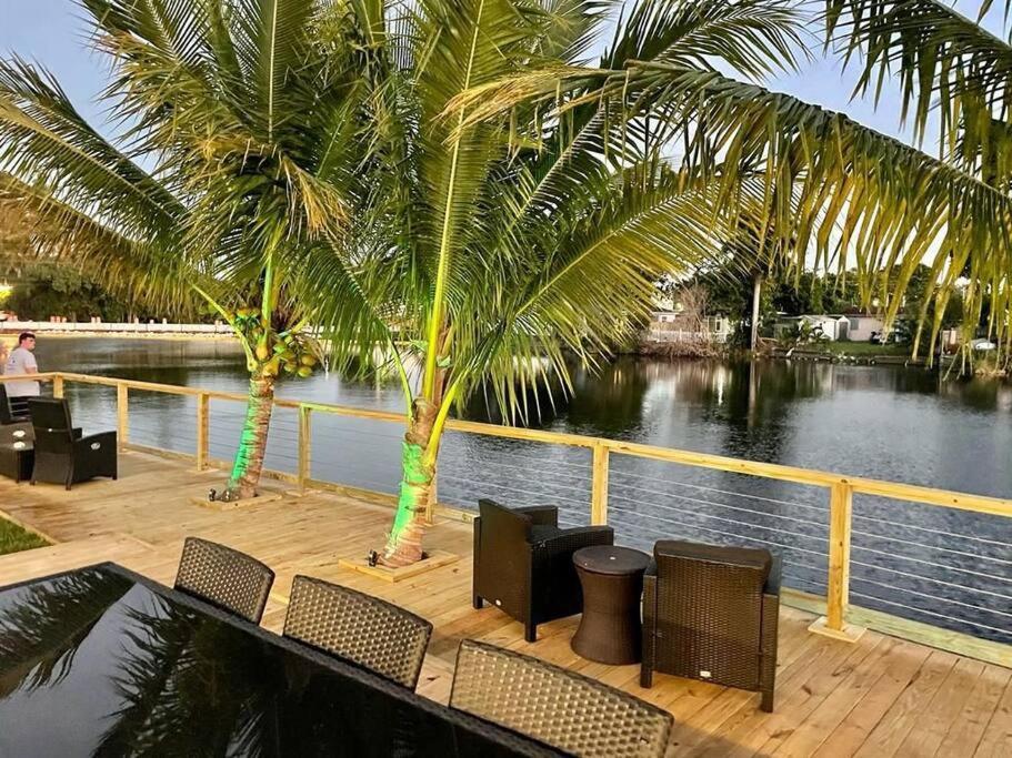 5-Star Lakefront Oasis In Hollywood-Hard Rock Casino Fort Lauderdale Buitenkant foto