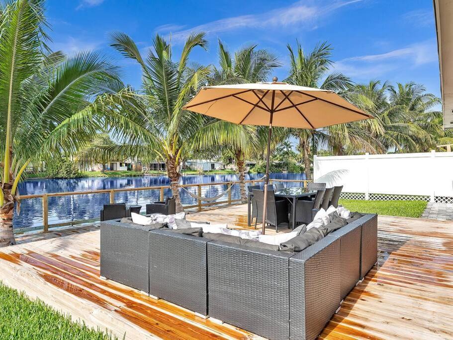 5-Star Lakefront Oasis In Hollywood-Hard Rock Casino Fort Lauderdale Buitenkant foto
