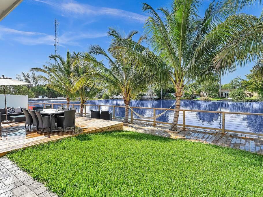 5-Star Lakefront Oasis In Hollywood-Hard Rock Casino Fort Lauderdale Buitenkant foto